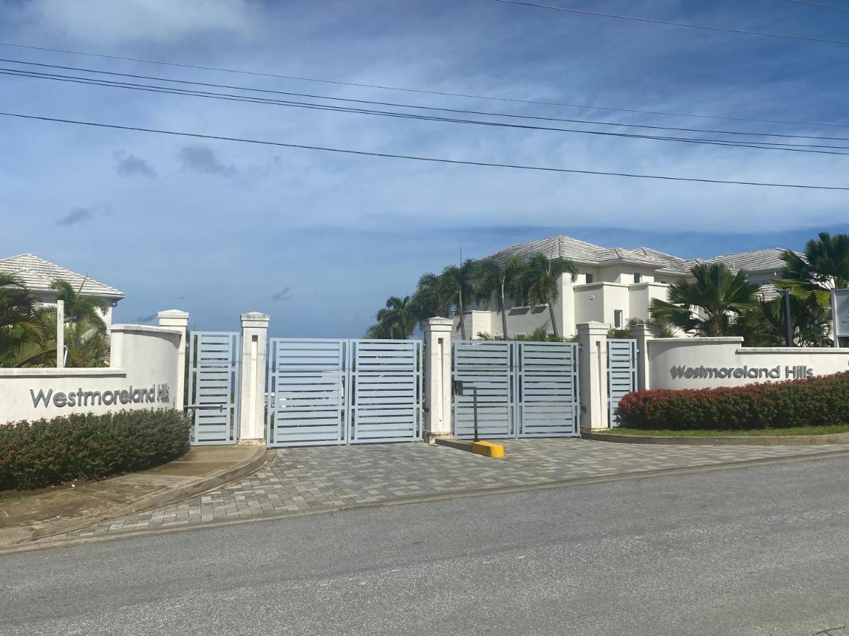 26 Westmoreland Hills - Mount Standfast - St James Saint James Exterior foto