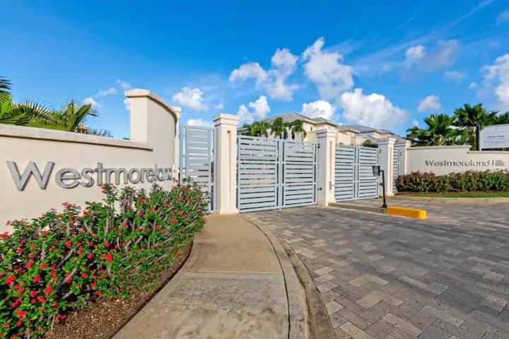 26 Westmoreland Hills - Mount Standfast - St James Saint James Exterior foto